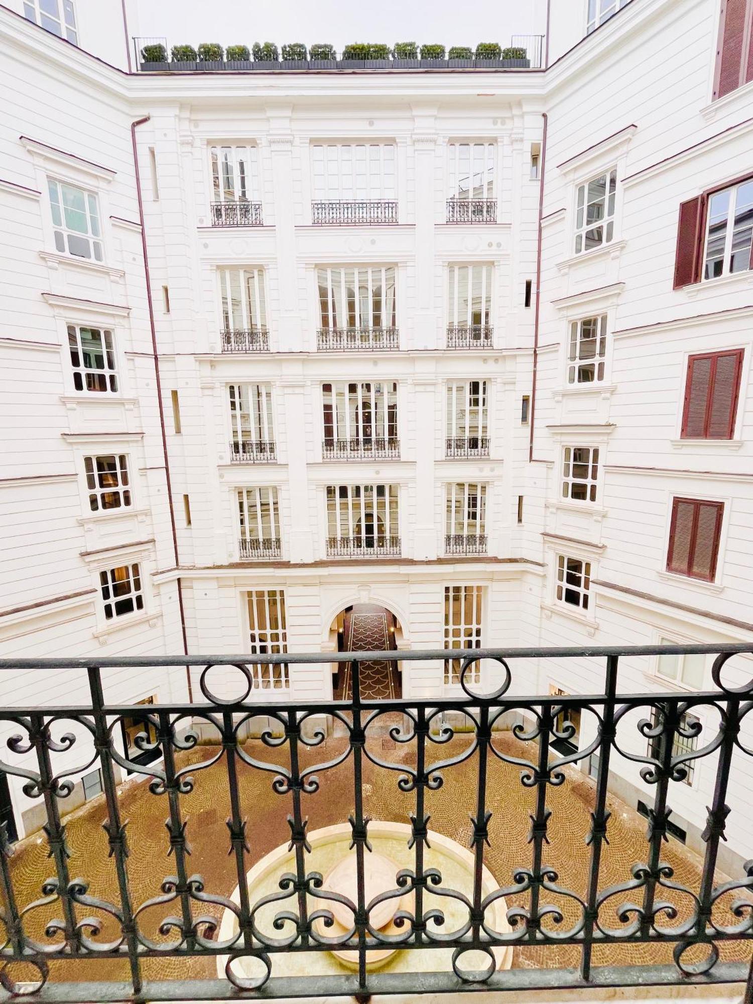 Piazza Amore Napoli Luxury Apartment Nel Cuore Di Napoli ภายนอก รูปภาพ