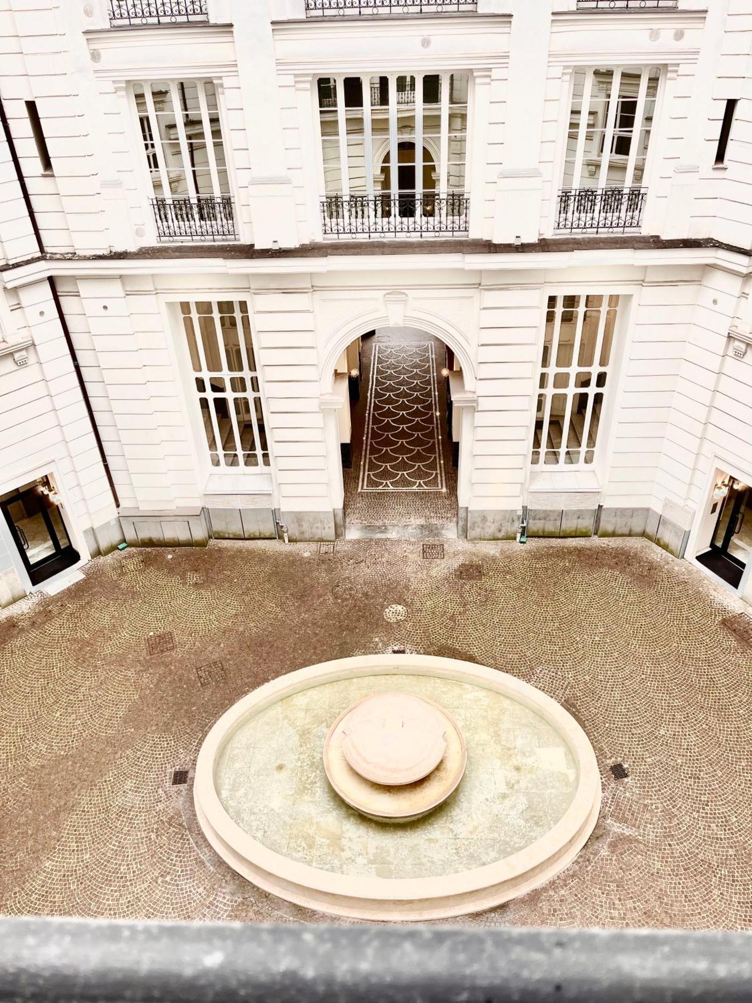Piazza Amore Napoli Luxury Apartment Nel Cuore Di Napoli ภายนอก รูปภาพ